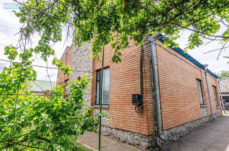 Продаж дома, 2 поверху, 170 кв.м, 5 кімнат, ділянка 20 соток, <a class="location-link" href="/stepnoe-poselok-pl/" title="Недвижимость Ступні">Степне</a>, Соловїна, 14 (изображение 1)