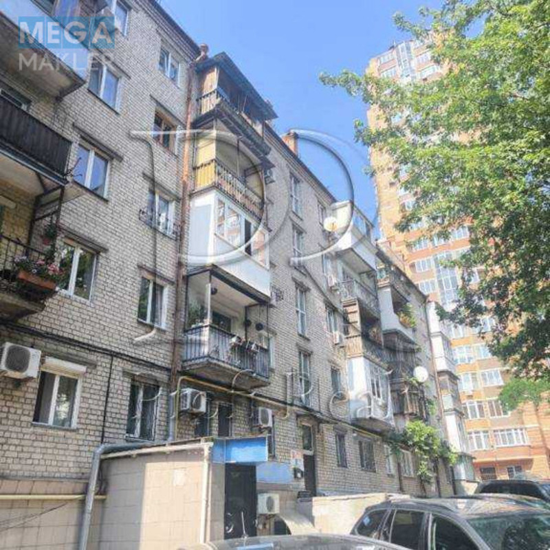 Продаж 1 кімнатної квартири (34/17/6), 3 пов. 5 пов. будинку, <a class="location-link" href="/kiev/" title="Недвижимость Київ">Київ</a>, <a class="location-link" href="/kiev/pecherskij/" title="Недвижимость Печерський район">Печерський р-н</a>, Василя Тютюнника вулиця, 11/2 (изображение 1)