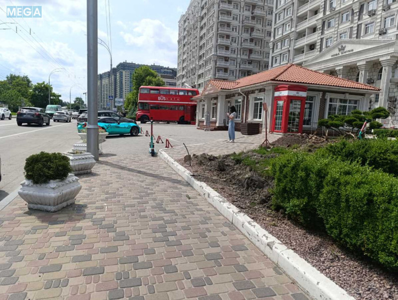 Продаж комерційної нерухомості, 42 кв.м, <a class="location-link" href="/kiev/" title="Недвижимость Київ">Київ</a>, <a class="location-link" href="/kiev/goloseevskij/" title="Недвижимость Голосіївський район">Голосіївський р-н</a>, Михайла Максимовича вул., 24 (изображение 1)
