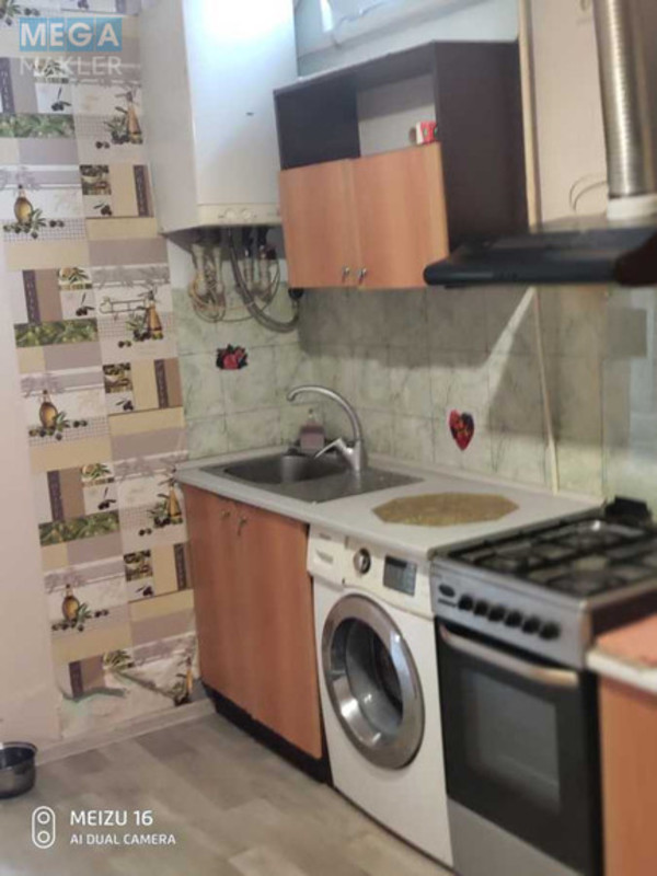 Оренда 1 кімнатної квартири, <a class="location-link" href="/odessa/" title="Недвижимость Одеса">Одеса</a>, <a class="location-link" href="/odessa/malinovskij/" title="Недвижимость Малиновський район">Малиновський р-н</a>, Розумовська, 49 (изображение 1)