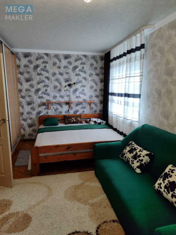 Оренда 1 кімнатної квартири, <a class="location-link" href="/kiev/" title="Недвижимость Київ">Київ</a>, <a class="location-link" href="/kiev/darnickij/" title="Недвижимость Дарницкий район">Дарницкий р-н</a>, Академіка Стражеска вул., 11 (изображение 1)