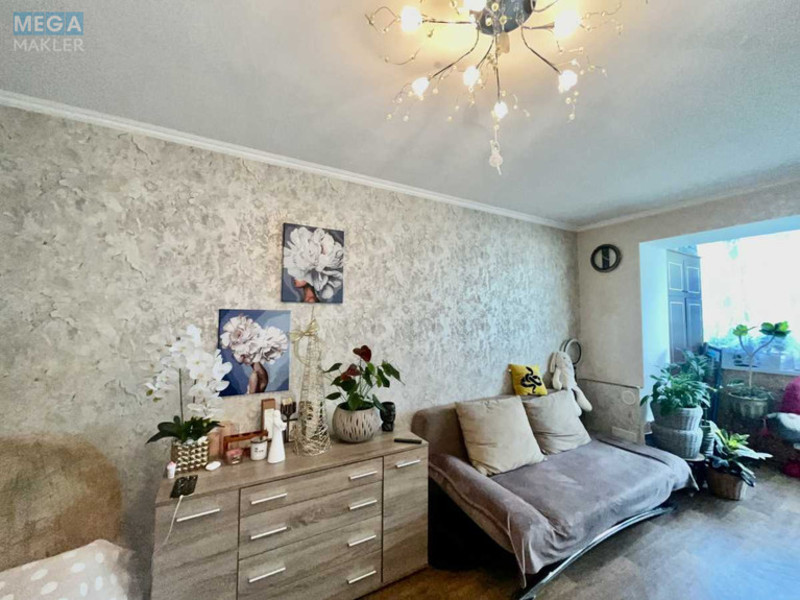 Оренда 1 кімнатної квартири, <a class="location-link" href="/kiev/" title="Недвижимость Київ">Київ</a>, <a class="location-link" href="/kiev/darnickij/" title="Недвижимость Дарницький район">Дарницький р-н</a>, Новодарницька вул., 32 (изображение 1)