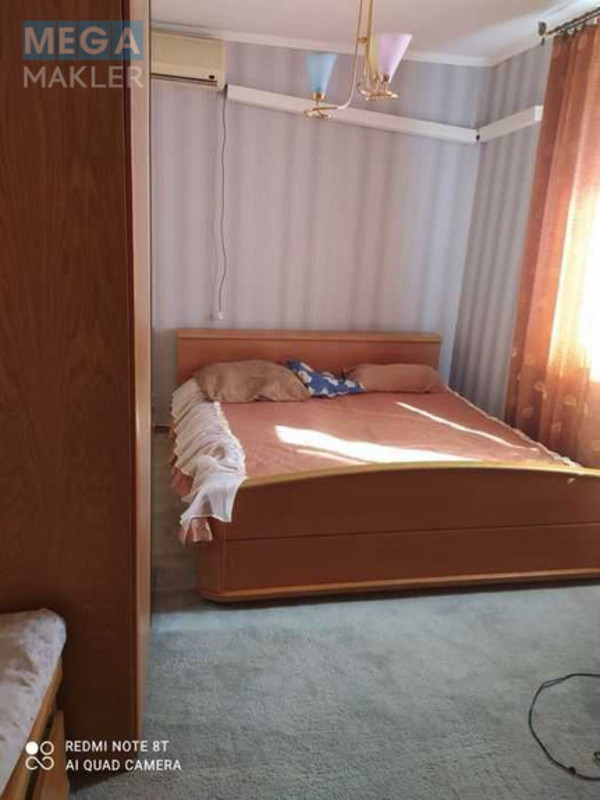 Оренда 3 кімнатної квартири, <a class="location-link" href="/odessa/" title="Недвижимость Одеса">Одеса</a>, <a class="location-link" href="/odessa/korolevskij/" title="Недвижимость Королевский район">Королевский р-н</a>, Королёва, 17 (изображение 1)
