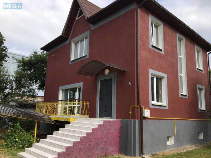 Продаж дома, 2 поверху, 214 кв.м, 5 кімнат, ділянка 8 соток, <a class="location-link" href="/borispol/" title="Недвижимость Бориспіль">Бориспіль</a>, Схiдна, 19 (изображение 1)