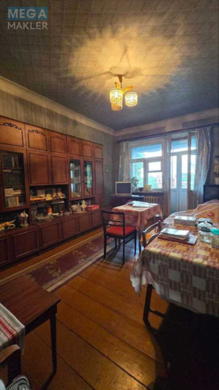 Продаж 3 кімнатної квартири (68,7/?/8,2), 4 пов. 4 пов. будинку, <a class="location-link" href="/vasilkov/" title="Недвижимость Васильків">Васильків</a>, Городок (изображение 1)