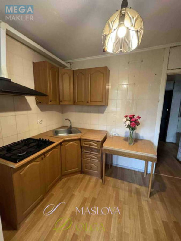 Продаж 1 кімнатної квартири (34/16,5/8,5), 3 пов. 16 пов. будинку, <a class="location-link" href="/kiev/" title="Недвижимость Київ">Київ</a>, <a class="location-link" href="/kiev/svyatoshinskij/" title="Недвижимость Святошинський район">Святошинський р-н</a>, Зодчих ул., 32 (изображение 1)