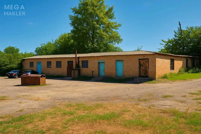 Продаж комплексу будівель та споруд, 3 175 кв.м, под производство, <a class="location-link" href="/chigirin/" title="Недвижимость Чигирин">Чигирин</a>, Богдана Хмельницького (изображение 1)