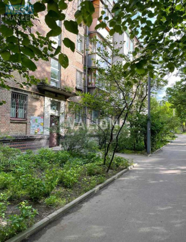 Продаж 4 кімнатної квартири (75/50/8), 5 пов. 5 пов. будинку, <a class="location-link" href="/kiev/" title="Недвижимость Київ">Київ</a>, <a class="location-link" href="/kiev/podolskij/" title="Недвижимость Подільський район">Подільський р-н</a>, Тульчинська вул., 7 (изображение 1)