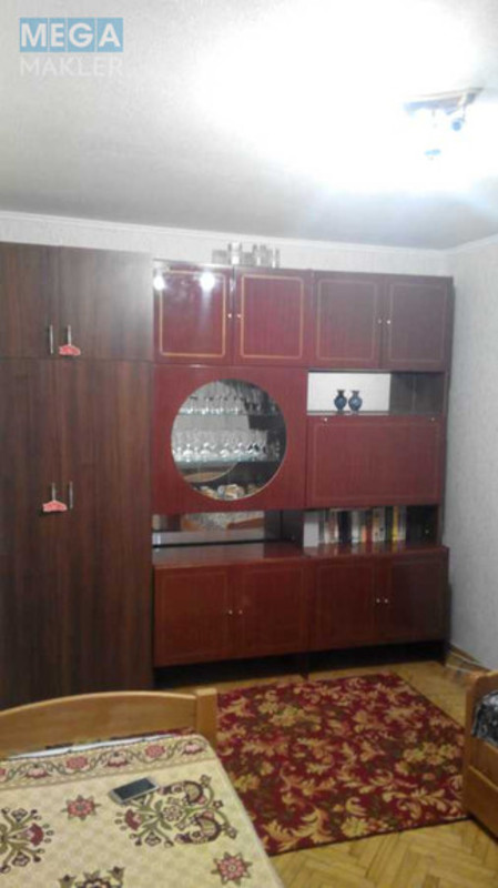Оренда 1 кімнатної квартири, <a class="location-link" href="/kiev/" title="Недвижимость Київ">Київ</a>, <a class="location-link" href="/kiev/svyatoshinskij/" title="Недвижимость Святошинський район">Святошинський р-н</a>, Жолудєва вул., 3 (изображение 1)