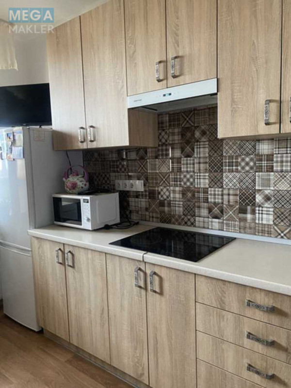 Оренда 1 кімнатної квартири, <a class="location-link" href="/kiev/" title="Недвижимость Київ">Київ</a>, <a class="location-link" href="/kiev/goloseevskij/" title="Недвижимость Голосіївський район">Голосіївський р-н</a>, Михайла Ломоносова вул., 85 (изображение 1)