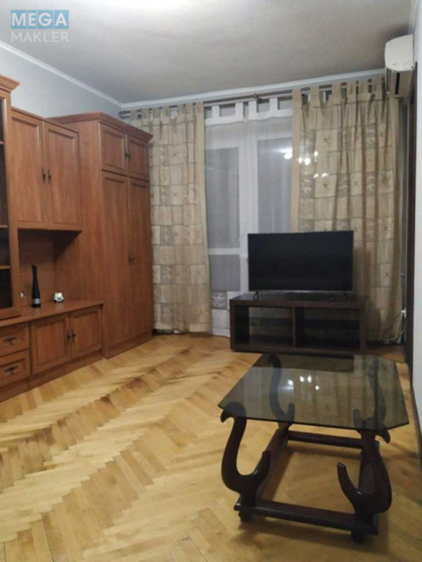 Оренда 2 кімнатної квартири, <a class="location-link" href="/kiev/" title="Недвижимость Київ">Київ</a>, <a class="location-link" href="/kiev/goloseevskij/" title="Недвижимость Голосіївський район">Голосіївський р-н</a>, Большая Китаевская ул. (изображение 1)