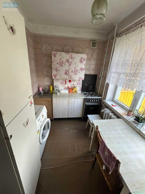 Оренда 2 кімнатної квартири, <a class="location-link" href="/kiev/" title="Недвижимость Київ">Київ</a>, <a class="location-link" href="/kiev/desnyanskij/" title="Недвижимость Деснянський район">Деснянський р-н</a>, Николая Матеюка ул., 5 (изображение 1)