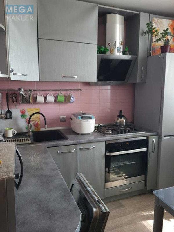 Продаж 2 кімнатної квартири (52/32/8), 6 пов. 9 пов. будинку, <a class="location-link" href="/brovary/" title="Недвижимость Бровари">Бровари</a>, олімпійська, 2а (изображение 1)