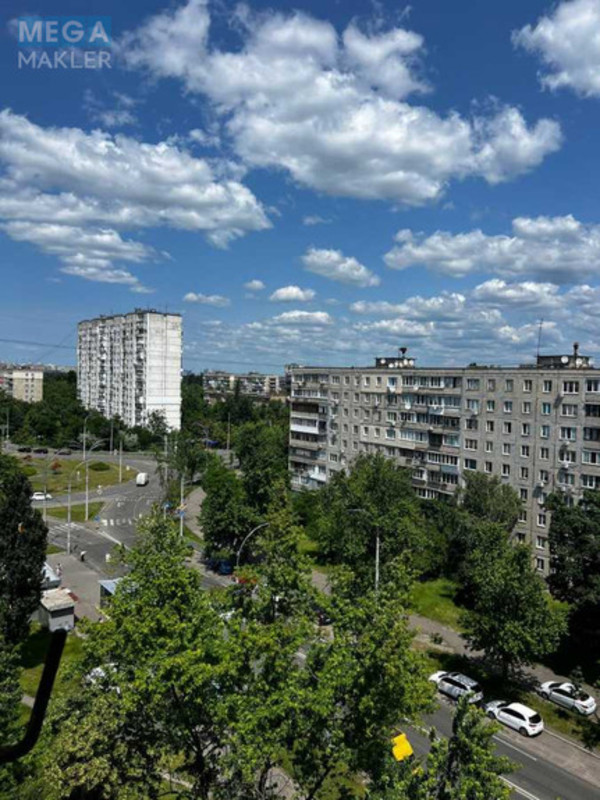 Продаж 3 кімнатної квартири (58/?/5,9), 9 пов. 9 пов. будинку, <a class="location-link" href="/kiev/" title="Недвижимость Київ">Київ</a>, <a class="location-link" href="/kiev/desnyanskij/" title="Недвижимость Деснянський район">Деснянський р-н</a>, Мілютенка вул., 23 (изображение 1)