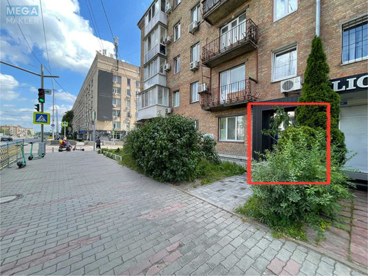 Оренда комерційної нерухомості, 45&nbsp;кв.м, под магазин, <a class="location-link" href="/kiev/" title="Недвижимость Київ">Київ</a>, <a class="location-link" href="/kiev/pecherskij/" title="Недвижимость Печерський район">Печерський р-н</a>, Лесі Українки бульв., 30 (изображение 1)