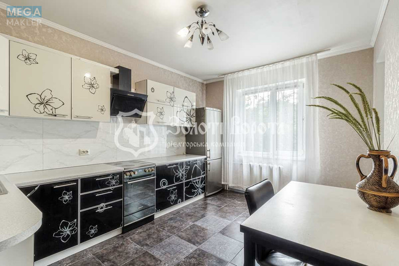 Продаж 3 кімнатної квартири (82/46/13,2), 3 пов. 16 пов. будинку, <a class="location-link" href="/kotsyubinskoe/" title="Недвижимость Коцюбинське">Коцюбинське</a>, Пономарьова вул., 18а (изображение 1)