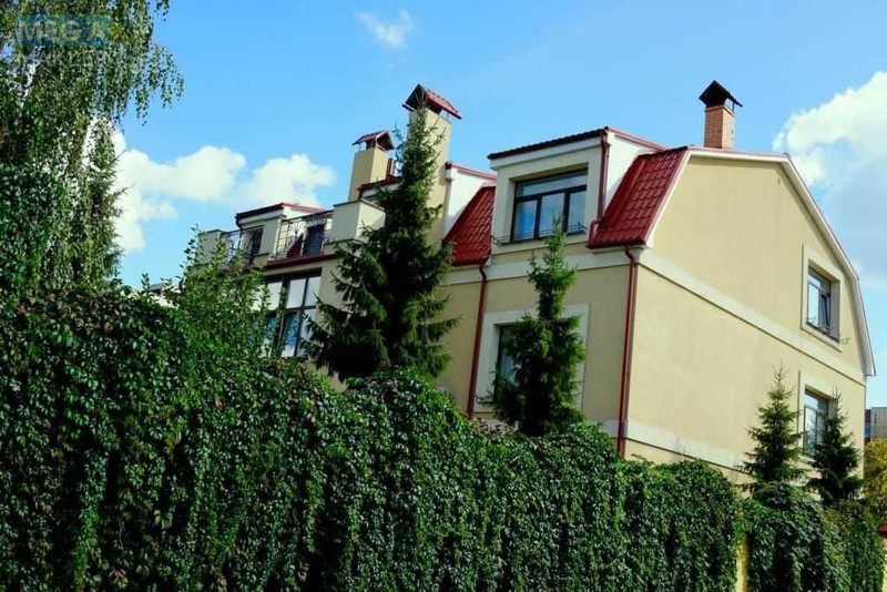 Продаж дома, 3 поверху, 523 кв.м, 5 кімнат, ділянка 7 соток, <a class="location-link" href="/kiev/" title="Недвижимость Київ">Київ</a>, <a class="location-link" href="/kiev/svyatoshinskij/" title="Недвижимость Святошинський район">Святошинський р-н</a>, Рубежівська вул., 74 (изображение 1)