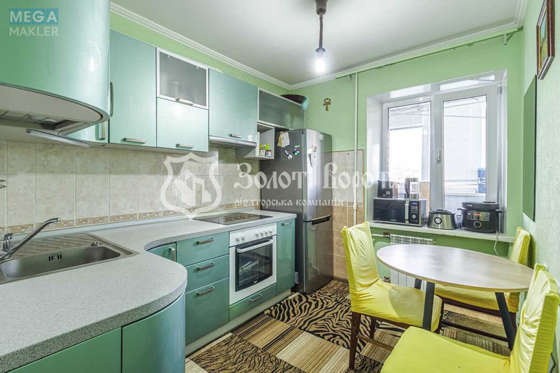 Продаж 1 кімнатної квартири (47/20/7,8), 4 пов. 12 пов. будинку, <a class="location-link" href="/kiev/" title="Недвижимость Київ">Київ</a>, <a class="location-link" href="/kiev/shevchenkovskij/" title="Недвижимость Шевченківський район">Шевченківський р-н</a>, Деревлянська вул., 2/6 (изображение 1)