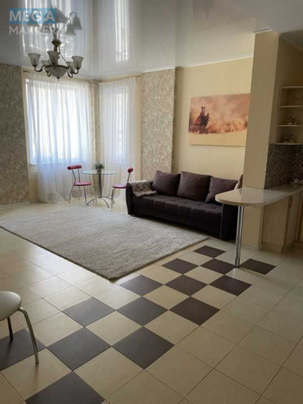 Оренда 1 кімнатної квартири, <a class="location-link" href="/odessa/" title="Недвижимость Одеса">Одеса</a>, <a class="location-link" href="/odessa/primorskij/" title="Недвижимость Приморський район">Приморський р-н</a>, Среднефонтанская, 19г (изображение 1)