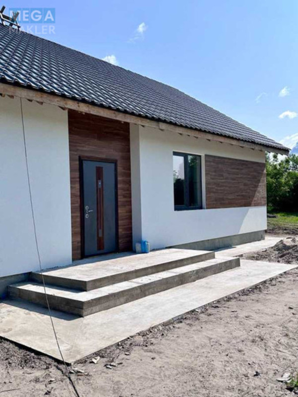 Продаж дома, 2 поверху, 155 кв.м, 3 кімнати, ділянка 9 соток, <a class="location-link" href="/neteshin/" title="Недвижимость Нетішин">Нетішин</a>, Богдана Хмельницького, 155 (изображение 1)