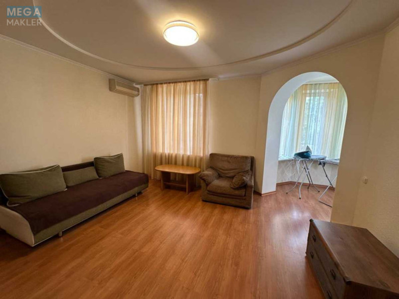 Продаж 2 кімнатної квартири (53/?/?), 2 пов. 5 пов. будинку, <a class="location-link" href="/dnepropetrovsk/" title="Недвижимость Дніпра">Дніпро</a>, Д.Яворницького, 33 (изображение 1)