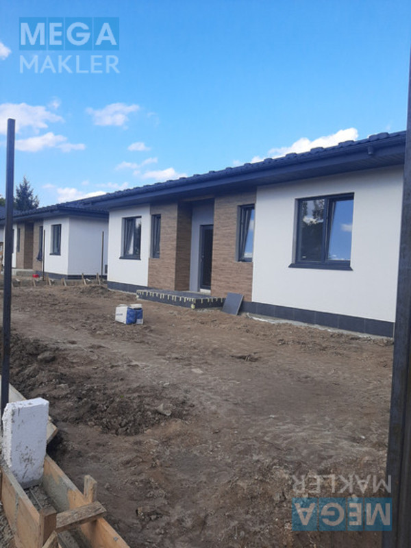 Продаж дома, 1 поверх, 100 кв.м, 3 кімнати, під чистове оздоблення, ділянка 7 соток, <a class="location-link" href="/peremoga-selo-kv/" title="Недвижимость Перемога">Перемога</a>, Лесі Украінкі (изображение 1)