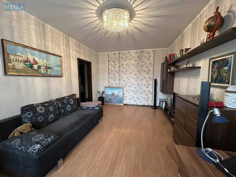 Продаж 1 кімнатної квартири (43,2/18/8,4), 10 пов. 16 пов. будинку, <a class="location-link" href="/kiev/" title="Недвижимость Київ">Київ</a>, <a class="location-link" href="/kiev/darnickij/" title="Недвижимость Дарницький район">Дарницький р-н</a>, Ревуцького вул., 11г (изображение 1)