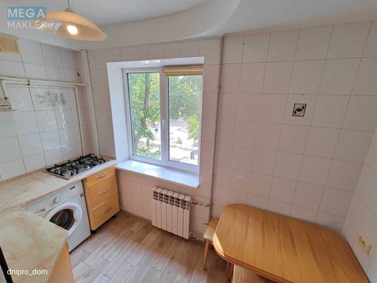 Продаж 2 кімнатної квартири (49/32/6,5), 4 пов. 5 пов. будинку, <a class="location-link" href="/dnepropetrovsk/" title="Недвижимость Дніпра">Дніпро</a>, батумская, 10 (изображение 1)