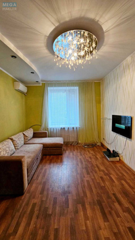 Продаж 1 кімнатної квартири (35/17,8/8,8), 1 пов. 3 пов. будинку, <a class="location-link" href="/dneprodzerzhinsk/" title="Недвижимость Кам'янське">Каменское</a>, Проспект Конституции, 40 (изображение 1)