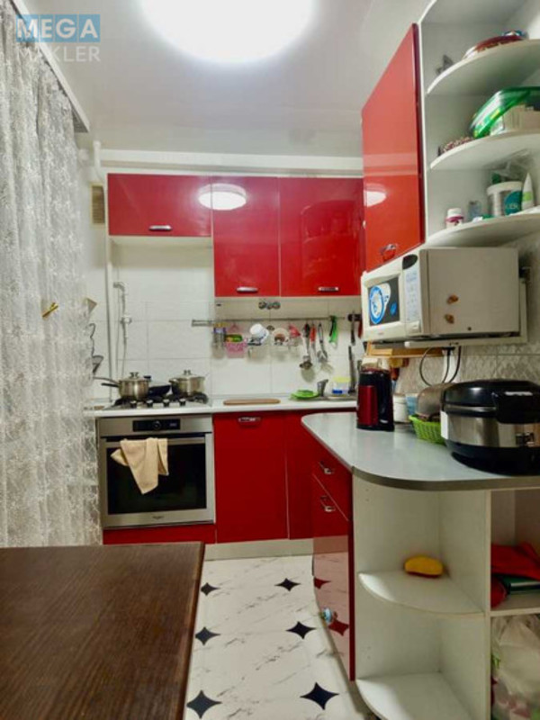 Продаж 2 кімнатної квартири (47/30/6), 6 пов. 9 пов. будинку, <a class="location-link" href="/kiev/" title="Недвижимость Київ">Київ</a>, <a class="location-link" href="/kiev/podolskij/" title="Недвижимость Подільський район">Подільський р-н</a>, Кирилівська вул., 127 (изображение 1)
