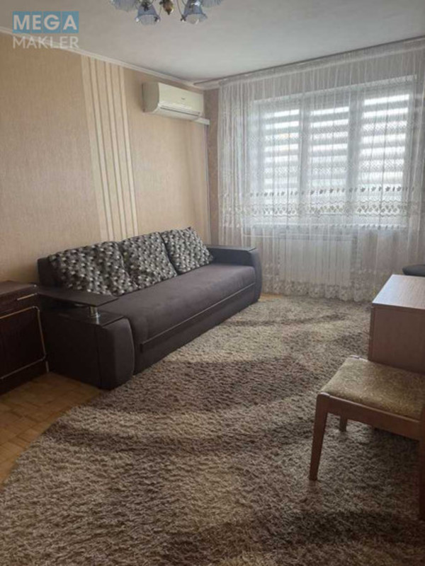 Оренда 2 кімнатної квартири, <a class="location-link" href="/kiev/" title="Недвижимость Київ">Київ</a>, <a class="location-link" href="/kiev/svyatoshinskij/" title="Недвижимость Святошинський район">Святошинський р-н</a>, Симиренка вул., 12б (изображение 1)