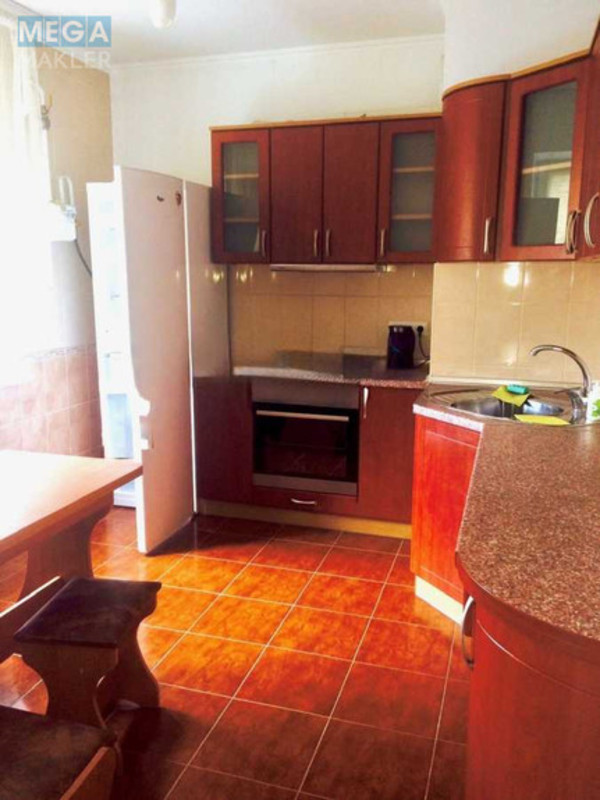 Продаж 3 кімнатної квартири (75/45/12), 1 пов. 10 пов. будинку, <a class="location-link" href="/brovary/" title="Недвижимость Бровари">Бровари</a>, Грушевського, 17Г (изображение 1)