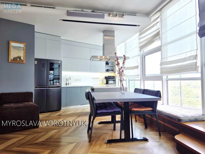 Оренда 3 кімнатної квартири, <a class="location-link" href="/kiev/" title="Недвижимость Київ">Київ</a>, <a class="location-link" href="/kiev/pecherskij/" title="Недвижимость Печерський район">Печерський р-н</a>, Звіринецька вул., 59 (изображение 1)