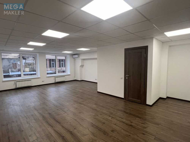 Оренда комерційної нерухомості, 44,10 кв.м, под офис, <a class="location-link" href="/kiev/" title="Недвижимость Київ">Київ</a>, <a class="location-link" href="/kiev/podolskij/" title="Недвижимость Подільський район">Подільський р-н</a>, Глубочицкая ул., 17 (изображение 1)