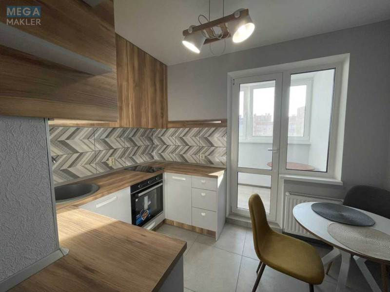 Оренда 1 кімнатної квартири, <a class="location-link" href="/kiev/" title="Недвижимость Київ">Київ</a>, <a class="location-link" href="/kiev/goloseevskij/" title="Недвижимость Голосіївський район">Голосіївський р-н</a>, Ломоносова ул., 83г (изображение 1)