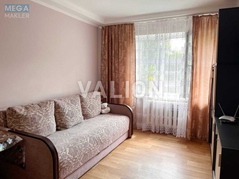 Продаж 2 кімнатної квартири (32,2/21/3,1), 3 пов. 5 пов. будинку, <a class="location-link" href="/kiev/" title="Недвижимость Київ">Київ</a>, <a class="location-link" href="/kiev/solomenskij/" title="Недвижимость Солом'янський район">Солом'янський р-н</a>, Сімї Ідзиковських вул., 37А (изображение 1)