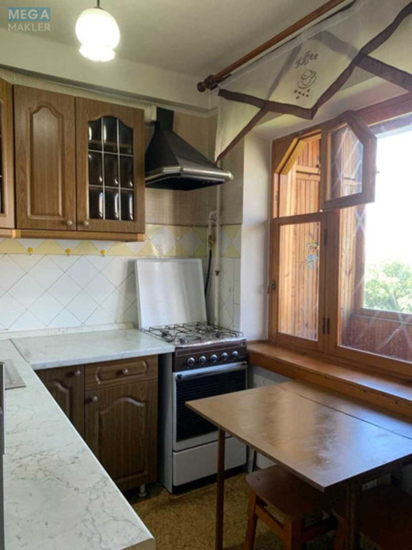 Оренда 2 кімнатної квартири, <a class="location-link" href="/kiev/" title="Недвижимость Київ">Київ</a>, <a class="location-link" href="/kiev/dneprovskij/" title="Недвижимость Дніпровський район">Дніпровський р-н</a>, Раїси Окіпної вул., 7 (изображение 1)