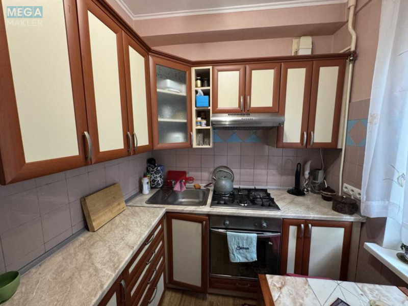 Продаж 2 кімнатної квартири (43,9/30/5,3), 1 пов. 5 пов. будинку, <a class="location-link" href="/kiev/" title="Недвижимость Київ">Київ</a>, <a class="location-link" href="/kiev/dneprovskij/" title="Недвижимость Дніпровський район">Дніпровський р-н</a>, Минина ул., 3 (изображение 1)