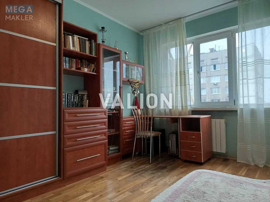 Продаж 3 кімнатної квартири (72,3/42/8,2), 9 пов. 12 пов. будинку, <a class="location-link" href="/kiev/" title="Недвижимость Київ">Київ</a>, <a class="location-link" href="/kiev/obolonskij/" title="Недвижимость Оболонський район">Оболонський р-н</a>, Йорданська вул., 2б (изображение 1)