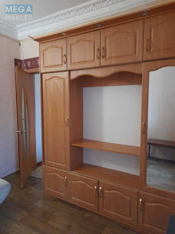 Оренда кімнати (підселення), <a class="location-link" href="/odessa/" title="Недвижимость Одеса">Одеса</a>, <a class="location-link" href="/odessa/primorskij/" title="Недвижимость Приморський район">Приморський р-н</a>, Манежная, 36 (изображение 1)
