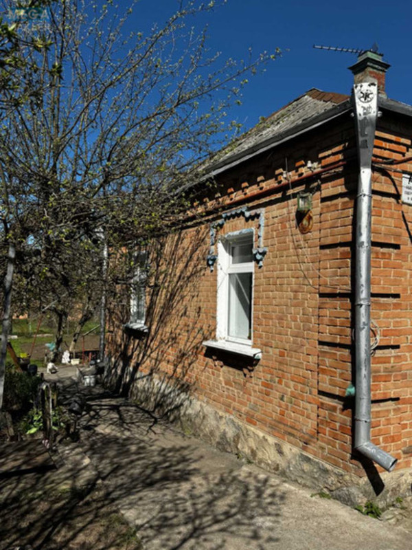 Продаж дома, 1&nbsp; поверх, 67&nbsp;кв.м, 4&nbsp;кімнати, ділянка 6&nbsp;соток, <a class="location-link" href="/kirovograd/" title="Недвижимость Кіровоград">Кіровоград</a>, Верхній Степовий провулок (изображение 1)