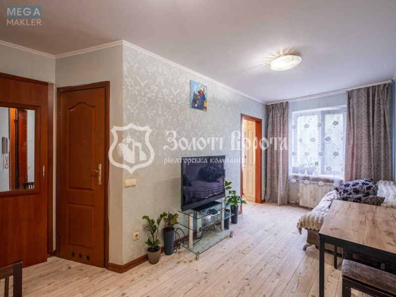 Продаж 2 кімнатної квартири (45,6/27/6), 6 пов. 9 пов. будинку, <a class="location-link" href="/kiev/" title="Недвижимость Київ">Київ</a>, <a class="location-link" href="/kiev/svyatoshinskij/" title="Недвижимость Святошинський район">Святошинський р-н</a>, Тулузи вул., 2/58 (изображение 1)