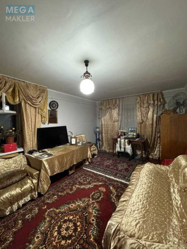 Продаж 1 кімнатної квартири (40/22/7), 4 пов. 4 пов. будинку, <a class="location-link" href="/zabyre/" title="Недвижимость Забір'я">Забір`я</a>, Гончаренко (изображение 1)