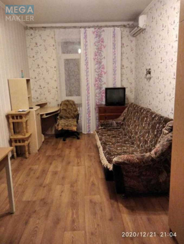 Оренда кімнати (підселення), <a class="location-link" href="/odessa/" title="Недвижимость Одеса">Одеса</a>, <a class="location-link" href="/odessa/malinovskij/" title="Недвижимость Малиновський район">Малиновський р-н</a>, Запорожская, 32а (изображение 1)