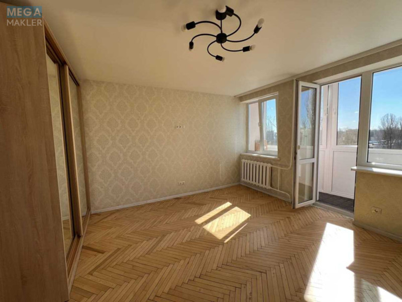 Оренда 1 кімнатної квартири, <a class="location-link" href="/kiev/" title="Недвижимость Київ">Київ</a>, <a class="location-link" href="/kiev/svyatoshinskij/" title="Недвижимость Святошинський район">Святошинський р-н</a>, Сімї Сосніних вул., 6а (изображение 1)