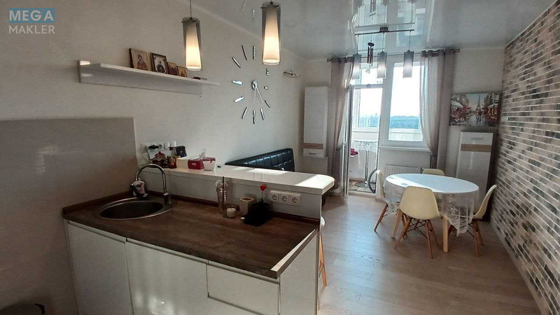 Оренда 3 кімнатної квартири, <a class="location-link" href="/kiev/" title="Недвижимость Київ">Київ</a>, <a class="location-link" href="/kiev/shevchenkovskij/" title="Недвижимость Шевченківський район">Шевченківський р-н</a>, Григорія Андрющенка вул., 6Г (изображение 1)