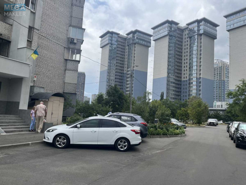 Оренда комерційної нерухомості, 50 кв.м, под офис, <a class="location-link" href="/kiev/" title="Недвижимость Київ">Київ</a>, <a class="location-link" href="/kiev/darnickij/" title="Недвижимость Дарницький район">Дарницький р-н</a>, Княжий Затон ул., 14г (изображение 1)