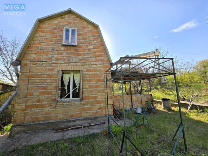 Продаж дома, 2&nbsp;поверху, 55&nbsp;кв.м, 3&nbsp;кімнати, ділянка 6&nbsp;соток, <a class="location-link" href="/malaya-bugaevka/" title="Недвижимость Мала Бугаївка">Мала Бугаївка</a>, ст.Славутич (изображение 1)