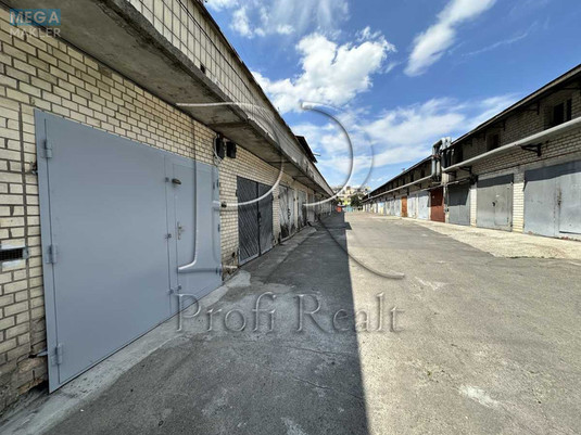 Продаж комерційної нерухомості, 36&nbsp;кв.м, <a class="location-link" href="/kiev/" title="Недвижимость Київ">Київ</a>, <a class="location-link" href="/kiev/dneprovskij/" title="Недвижимость Дніпровський район">Дніпровський р-н</a>, Березняківська вул., 27 (изображение 1)