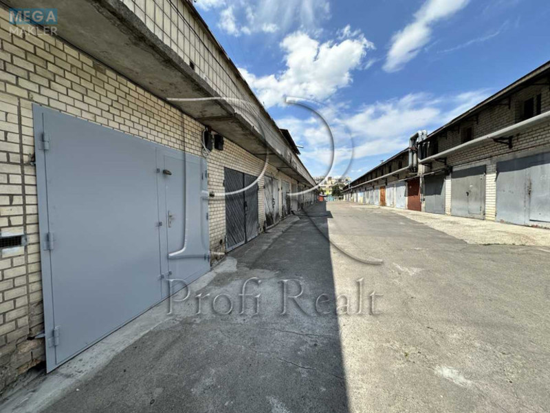 Продаж комерційної нерухомості, 36&nbsp;кв.м, <a class="location-link" href="/kiev/" title="Недвижимость Київ">Київ</a>, <a class="location-link" href="/kiev/dneprovskij/" title="Недвижимость Дніпровський район">Дніпровський р-н</a>, Березняківська вул., 27 (изображение 1)